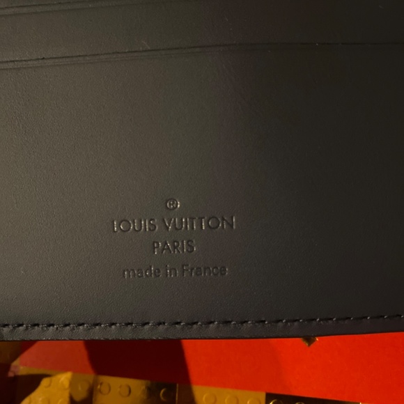 Louis Vuitton multiple vachette leather monogram shadow navy blue wallet. RARE! - Picture 4 of 6